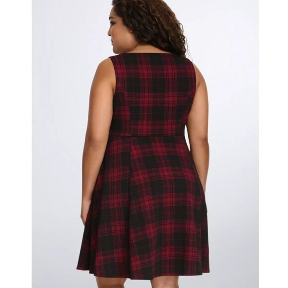 NWT Torrid 1 Plaid Textured Skater Dress 1X 14 16 - Picture 3 of 10